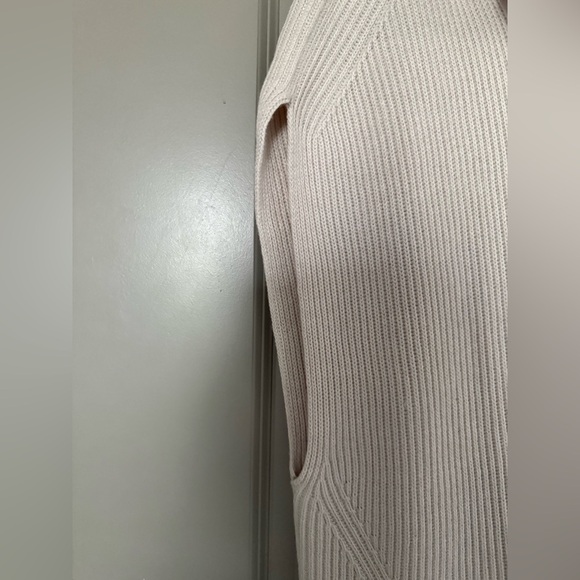 Cream Ribbed Knit Sleeveless Dress - Picture 4 of 5